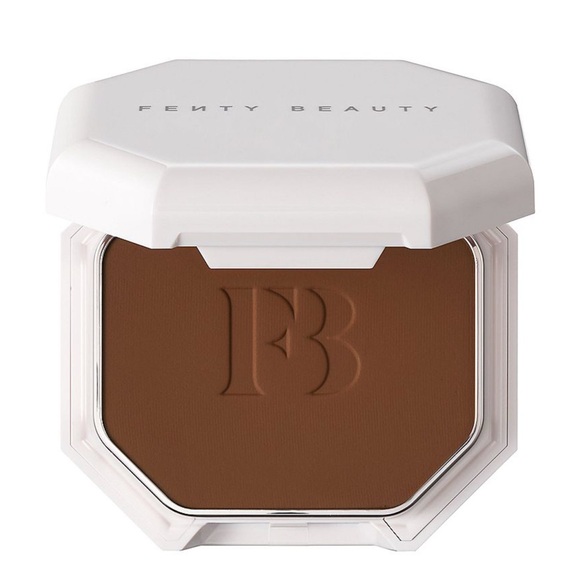 Fenty 480 Pro Filt’r Soft Matte Longwear Powder Foundation - Picture 1 of 6